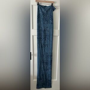 Blue Fish Scarf in Echo Blue